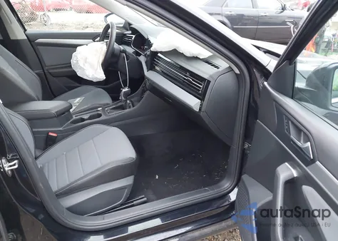 2025 Volkswagen Jetta 1.5T Se from USA, damaged, VIN 3VW7X7BU0SM077970